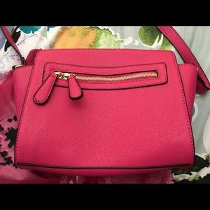 Pink crossbody bag New without tags Apt. 9